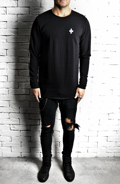 Black Long Sleeve Curve Hem T-Shirt | Mens T-Shirts | ETTO Boutique 