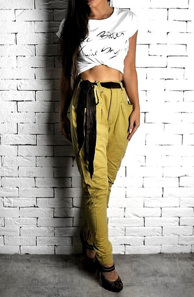 Mustard High Waisted Twisted Jeans | Women's Jeans | ETTO Boutique